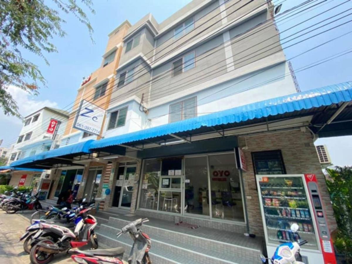 Ze Residence Ram Intra Bangkok Extérieur photo