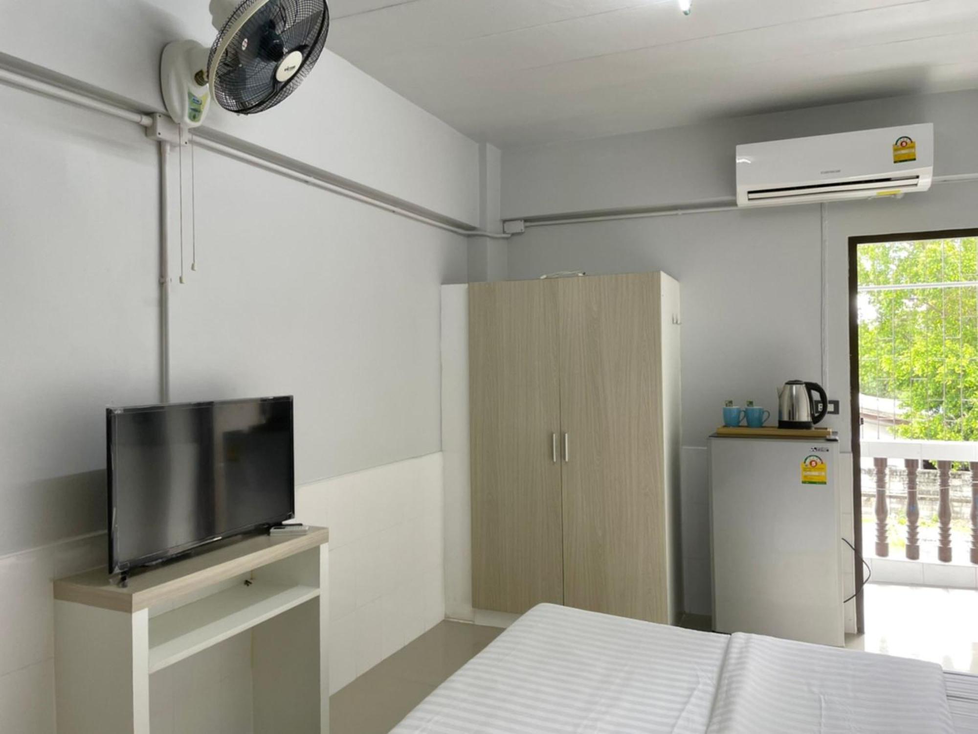Ze Residence Ram Intra Bangkok Extérieur photo