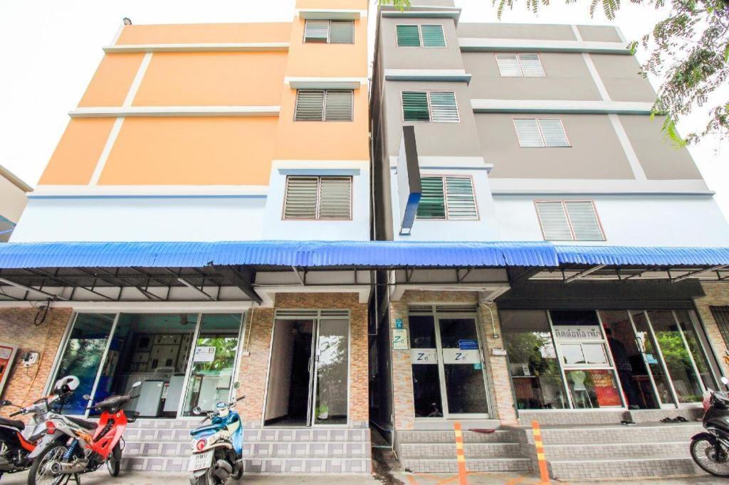 Ze Residence Ram Intra Bangkok Extérieur photo